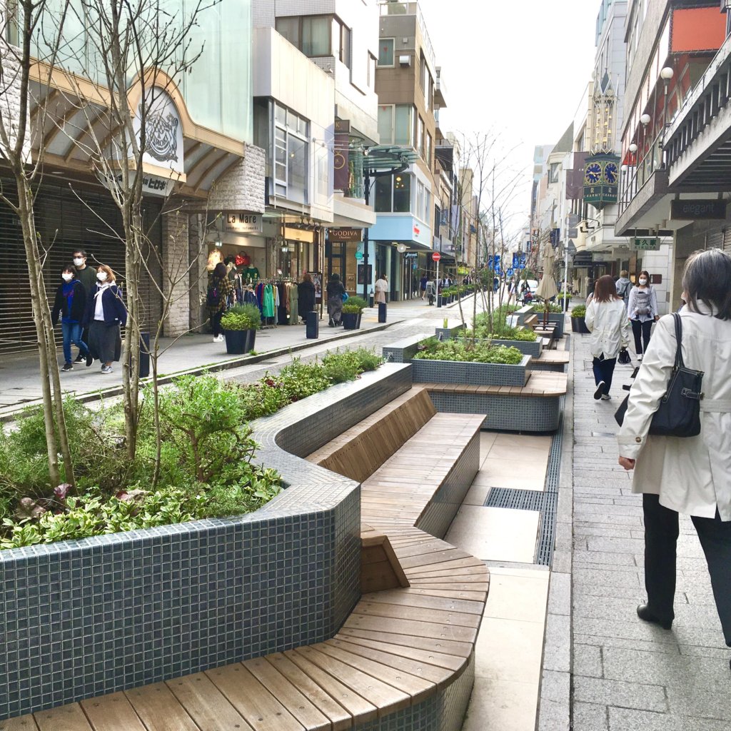 “Motomachi Parklet” received a design award from Yokohama city!
